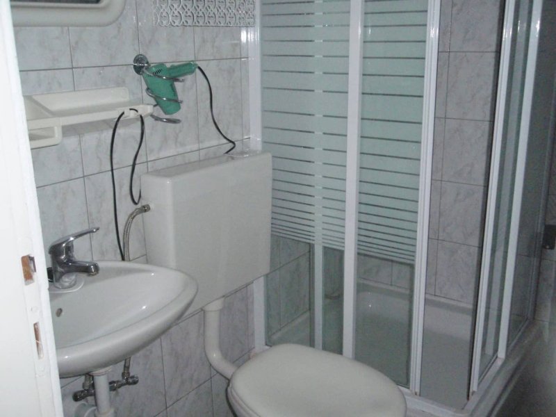Apartment 3 · 4