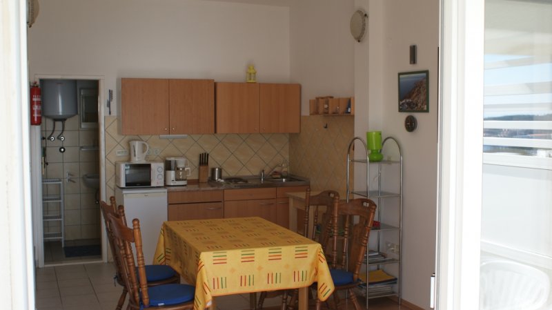 Apartment 5